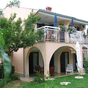 Steblaj Pula